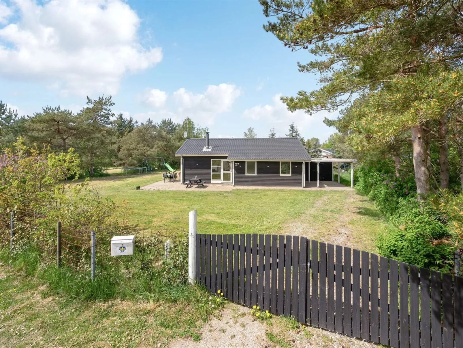 "Aiden" - 300m from the sea-Draußen