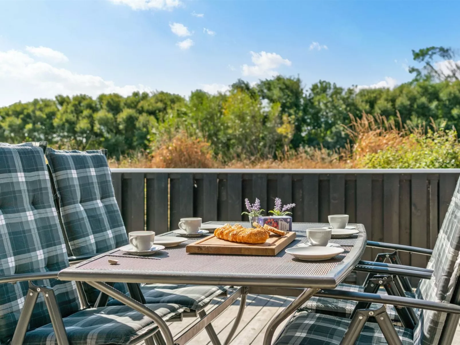 "Aria" - 1.2km from the sea-Drinnen