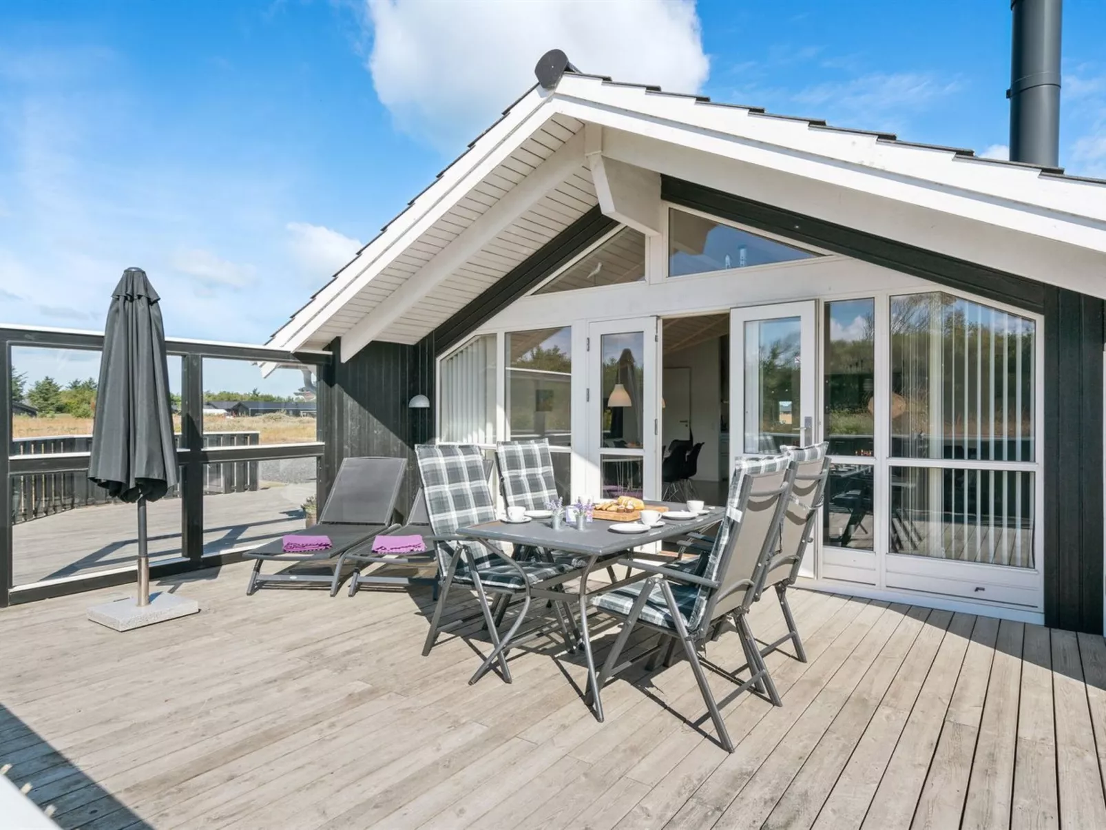 "Aria" - 1.2km from the sea-Draußen