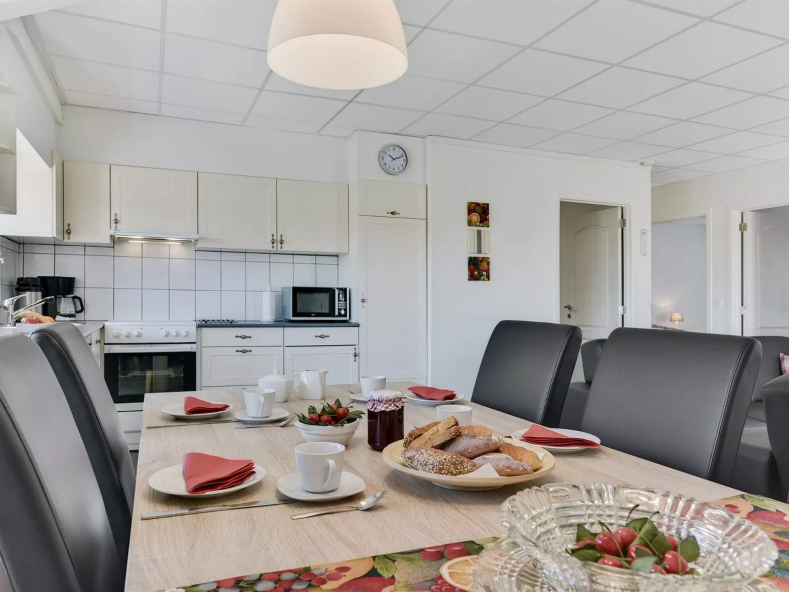 "Henne" - 2.5km from the sea-Inside