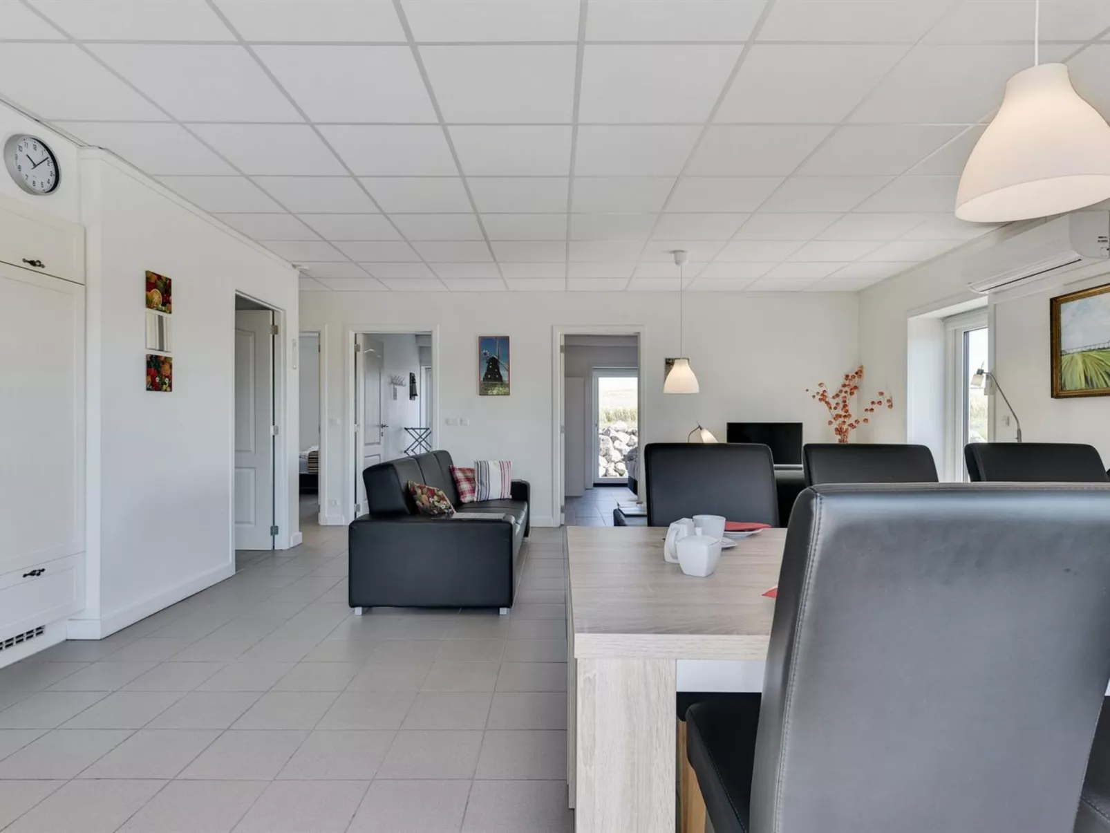 "Henne" - 2.5km from the sea-Inside