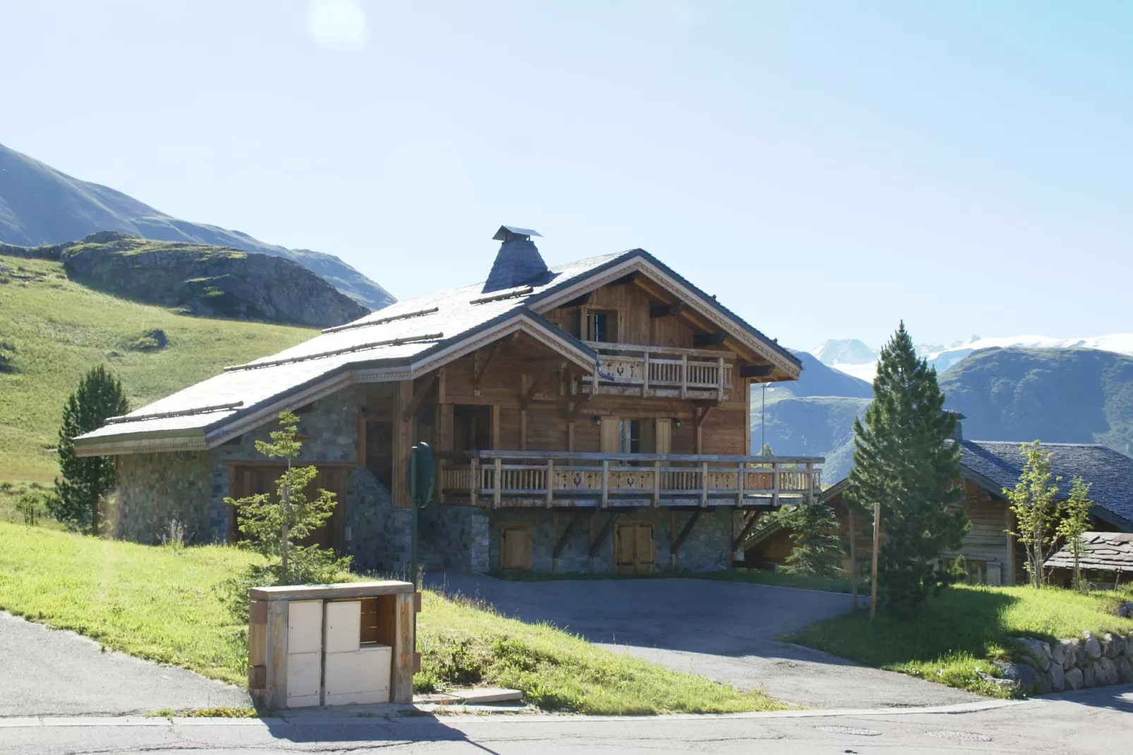 Les Chalets de l'Altiport 1-Exterior summer