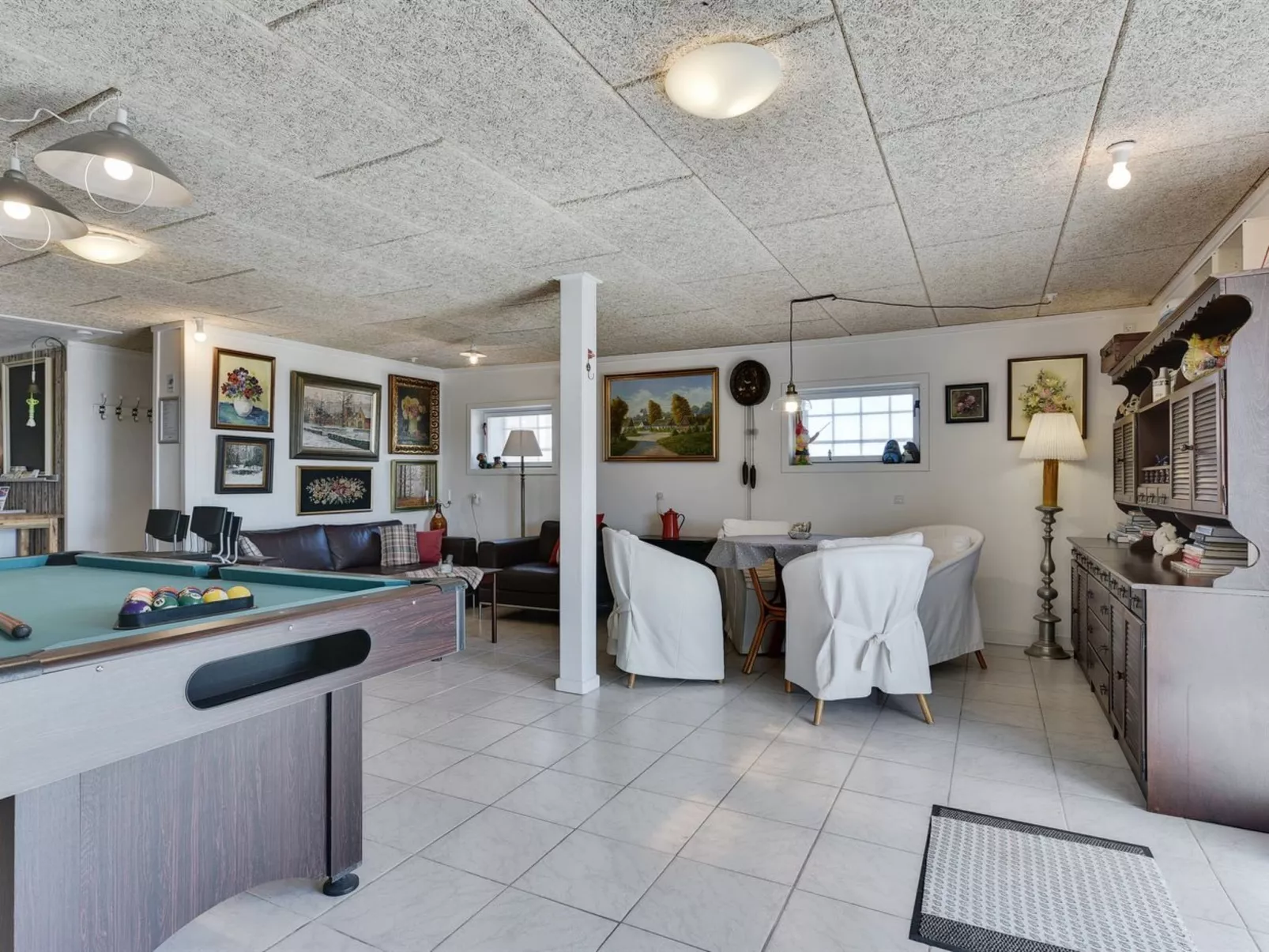 "Henne" - 2.5km from the sea-Inside