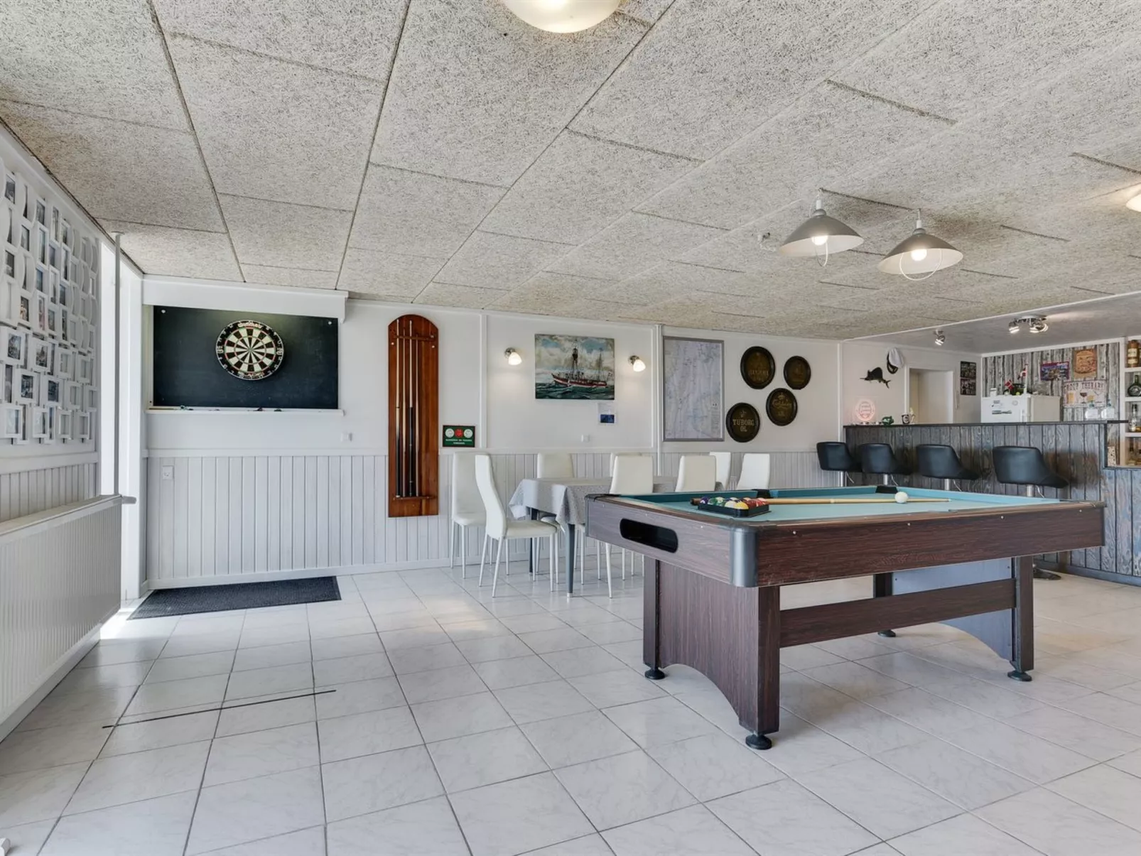 "Henne" - 2.5km from the sea-Inside