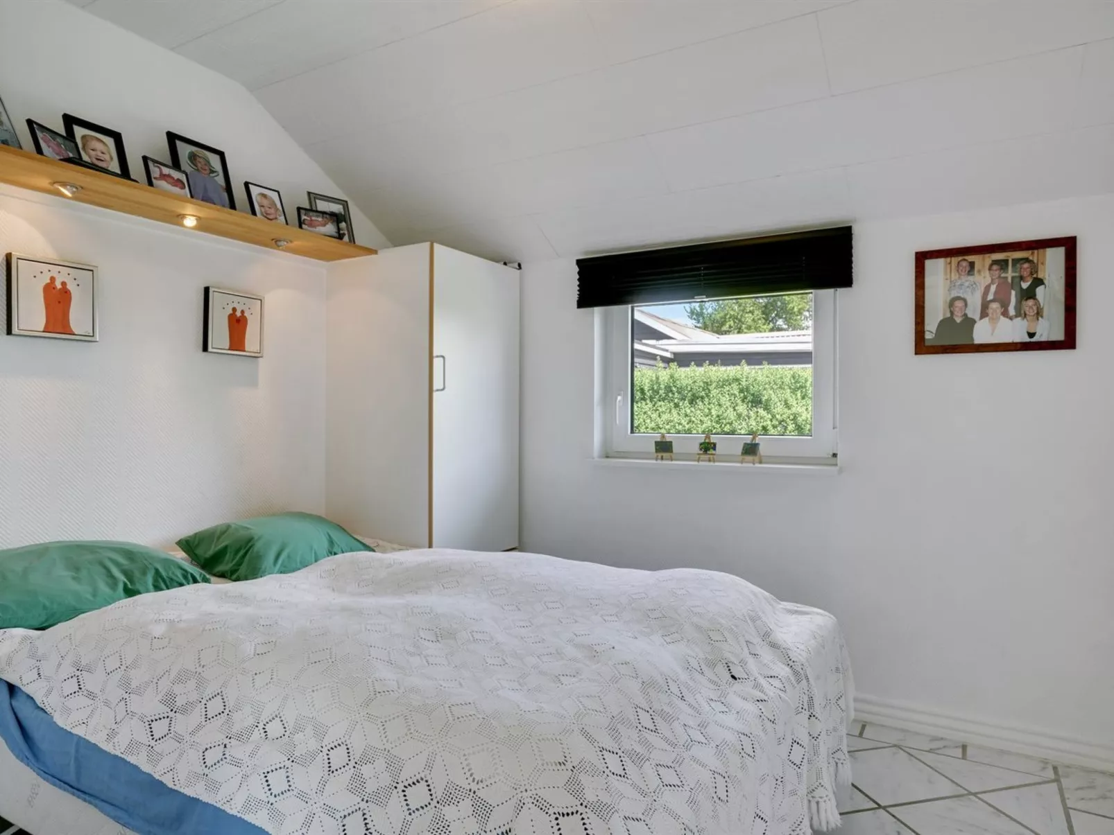 "Asfrith" - 400m from the sea-Inside