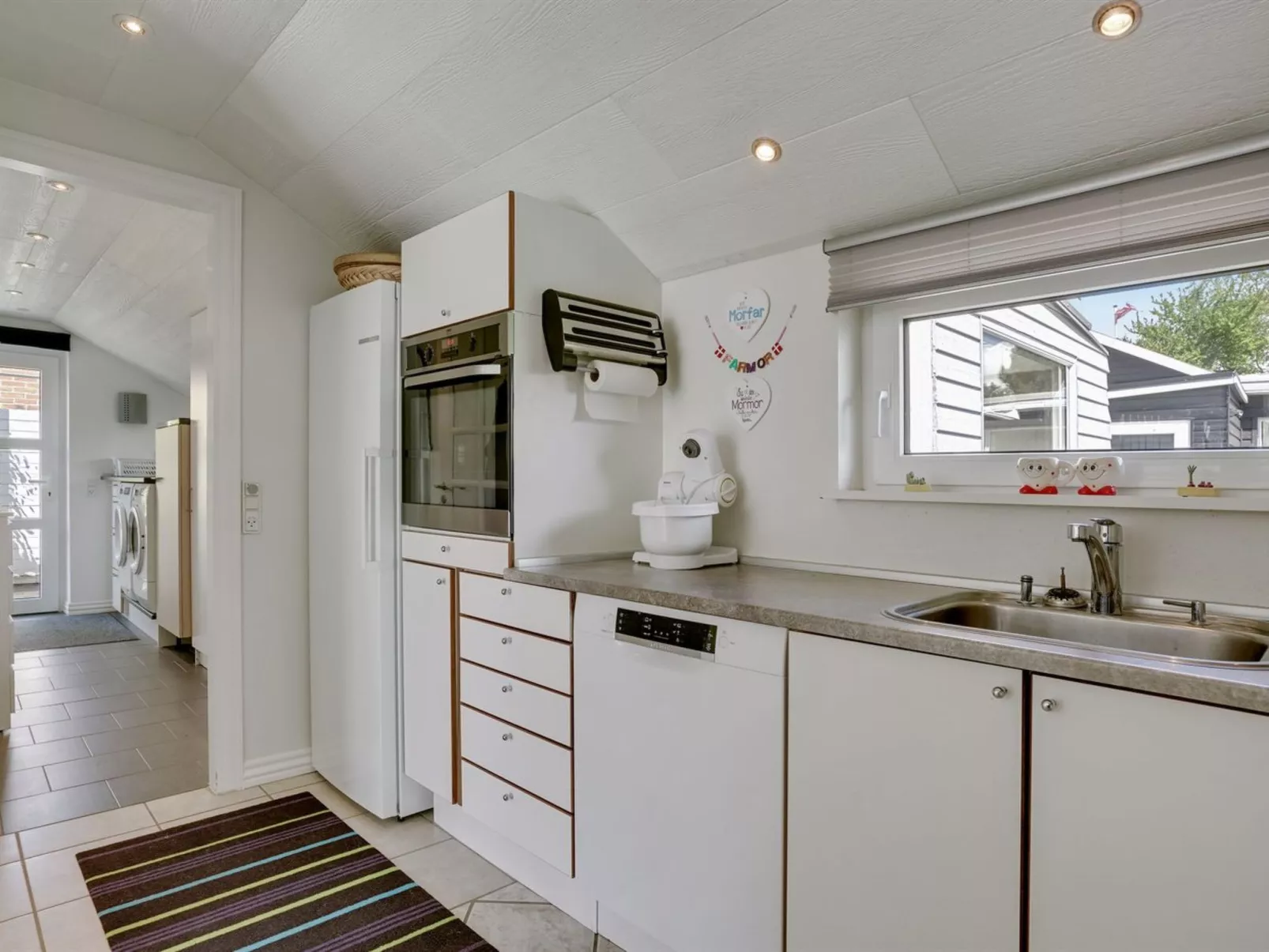 "Asfrith" - 400m from the sea-Inside
