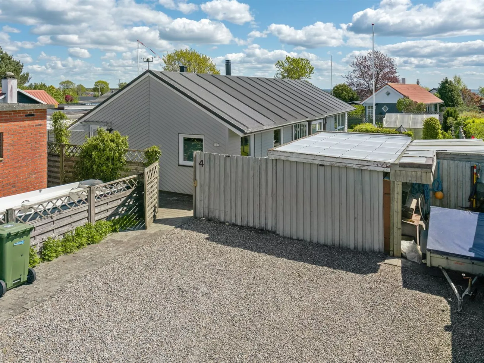 "Asfrith" - 400m from the sea-Outside