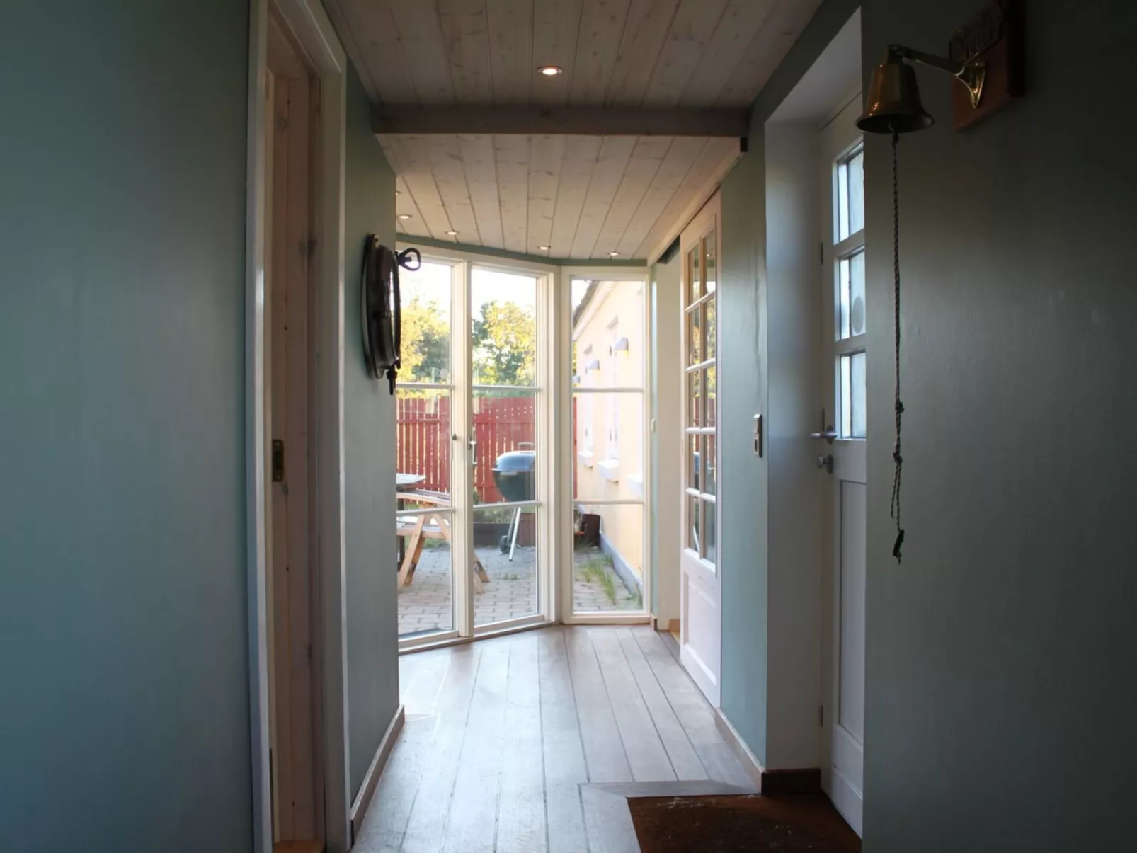 "Tara" - 300m from the sea-Drinnen