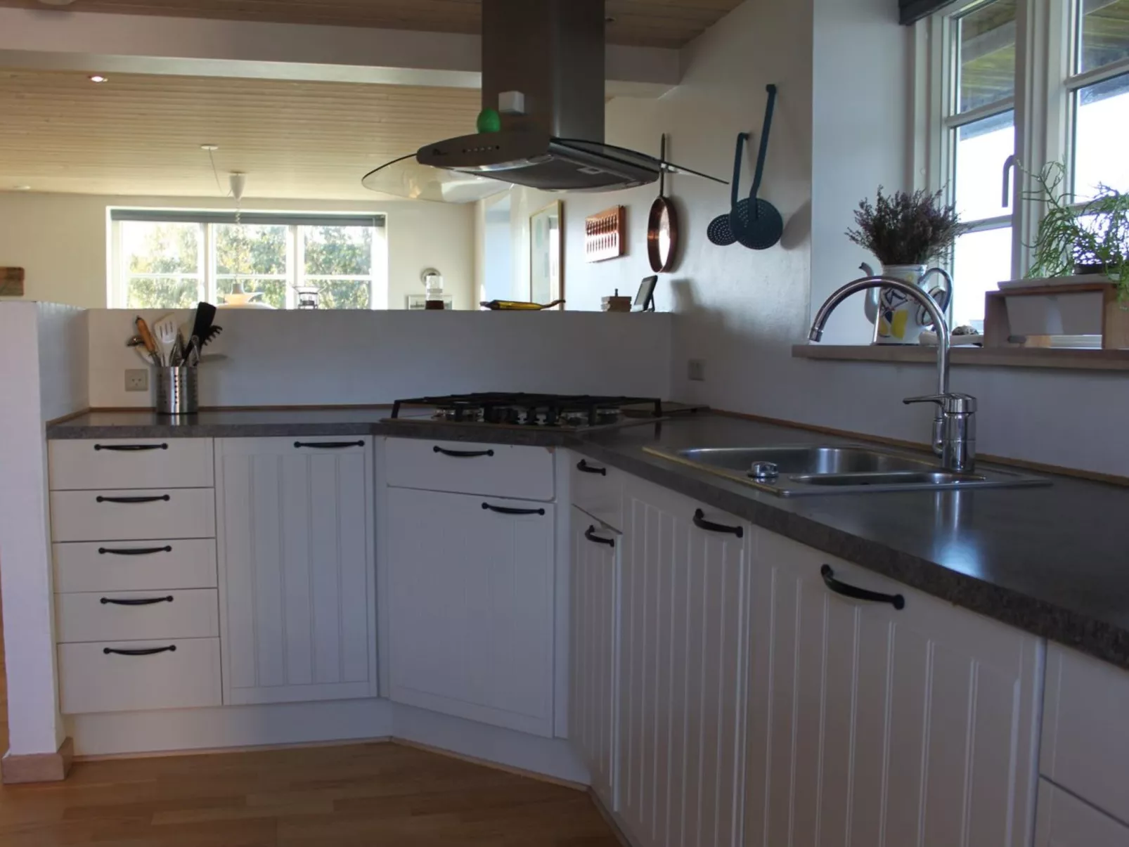 "Tara" - 300m from the sea-Drinnen