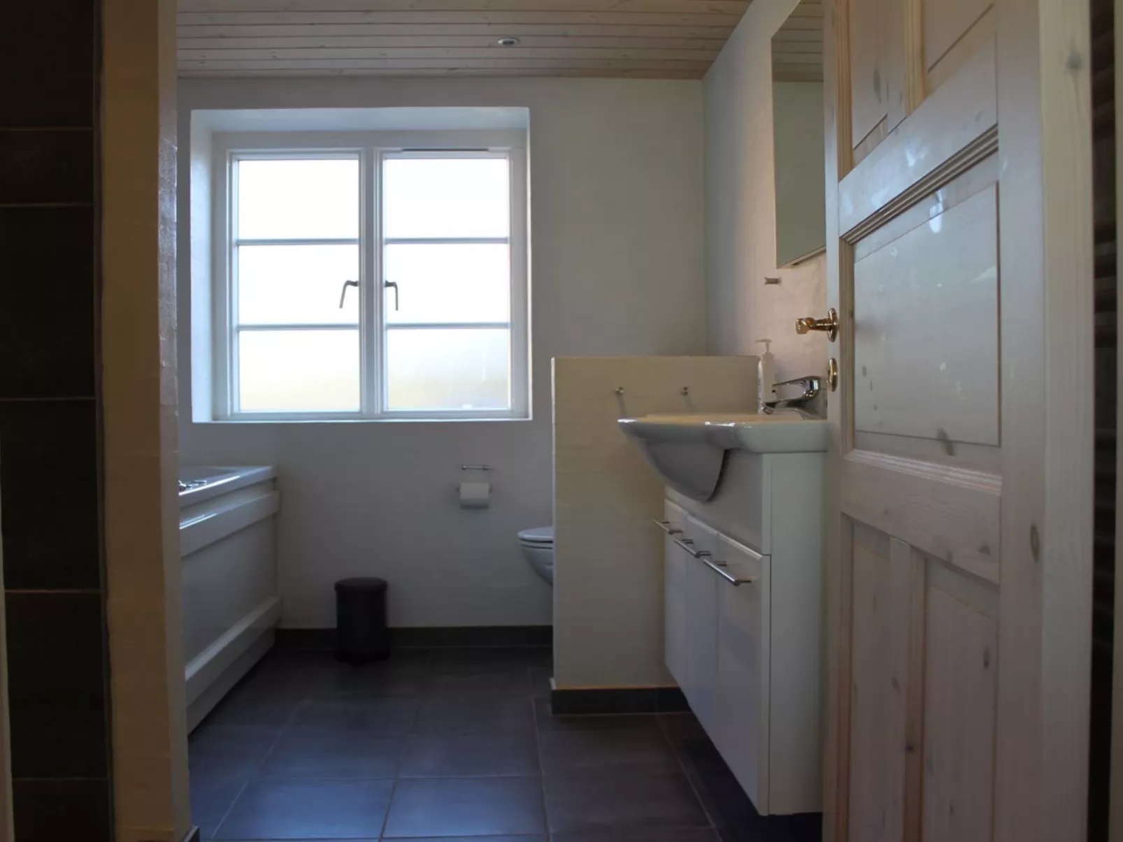 "Tara" - 300m from the sea-Drinnen