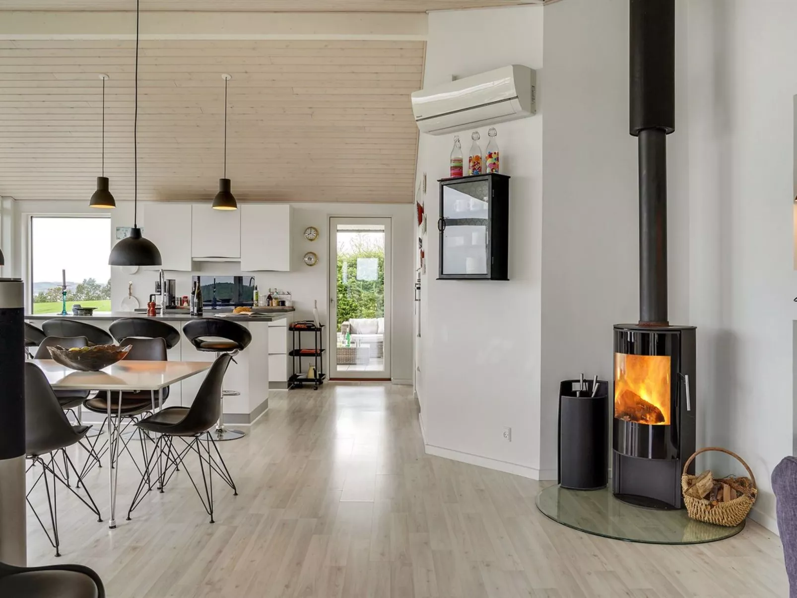 "Talika" - 700m from the sea-Inside