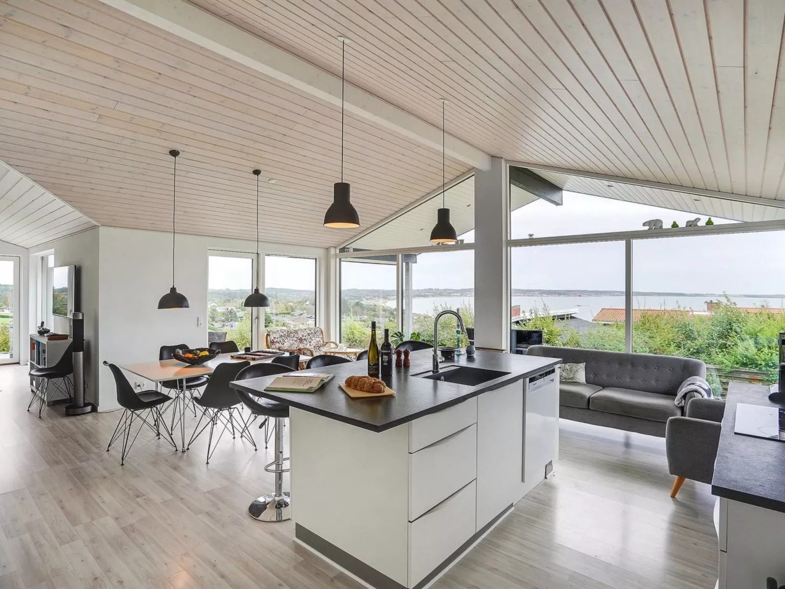 "Talika" - 700m from the sea-Inside
