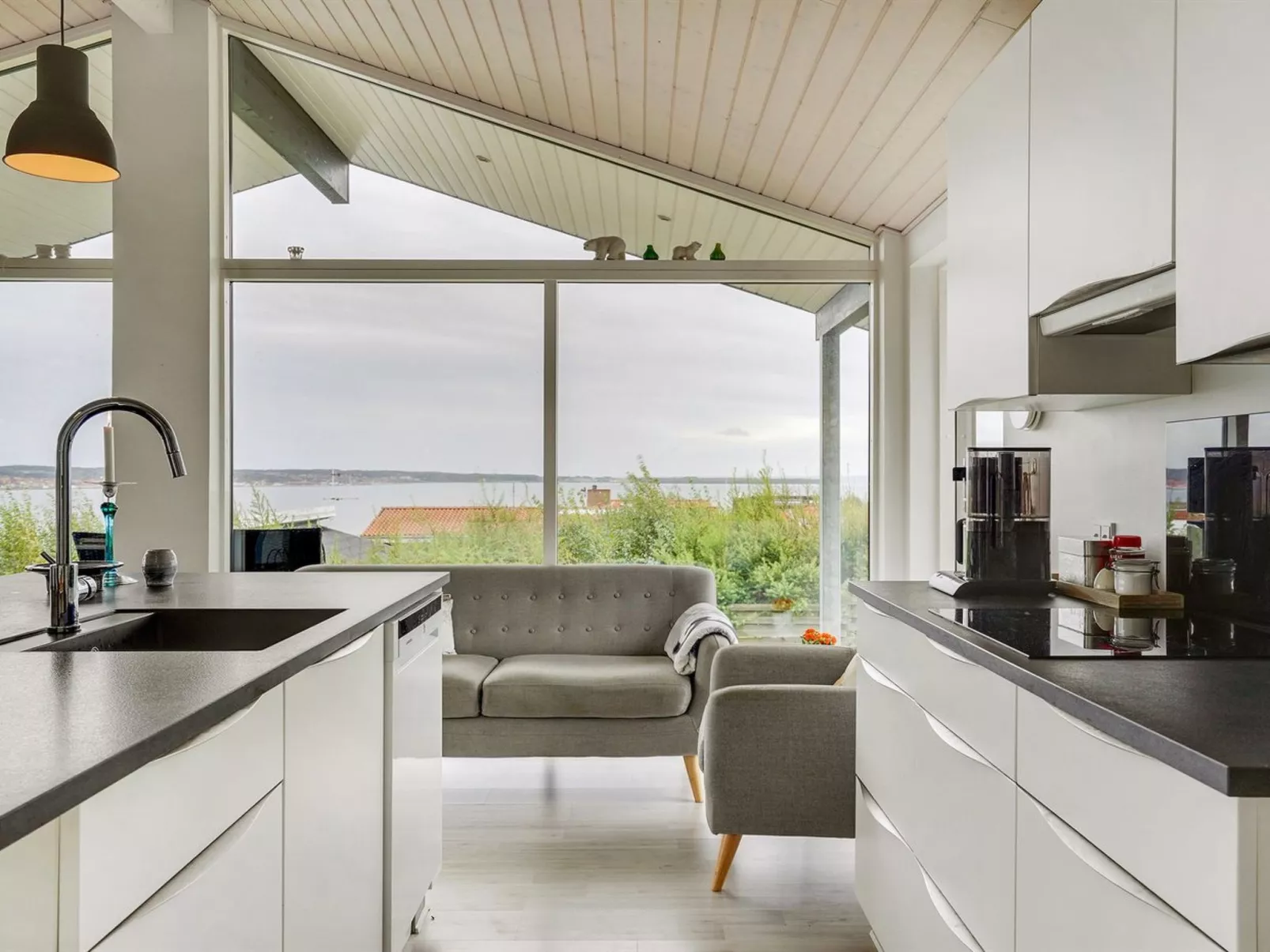 "Talika" - 700m from the sea-Outside