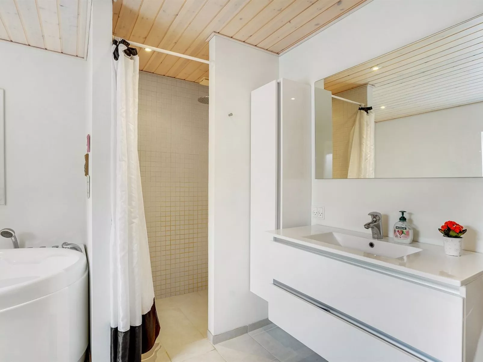 "Talika" - 700m from the sea-Outside