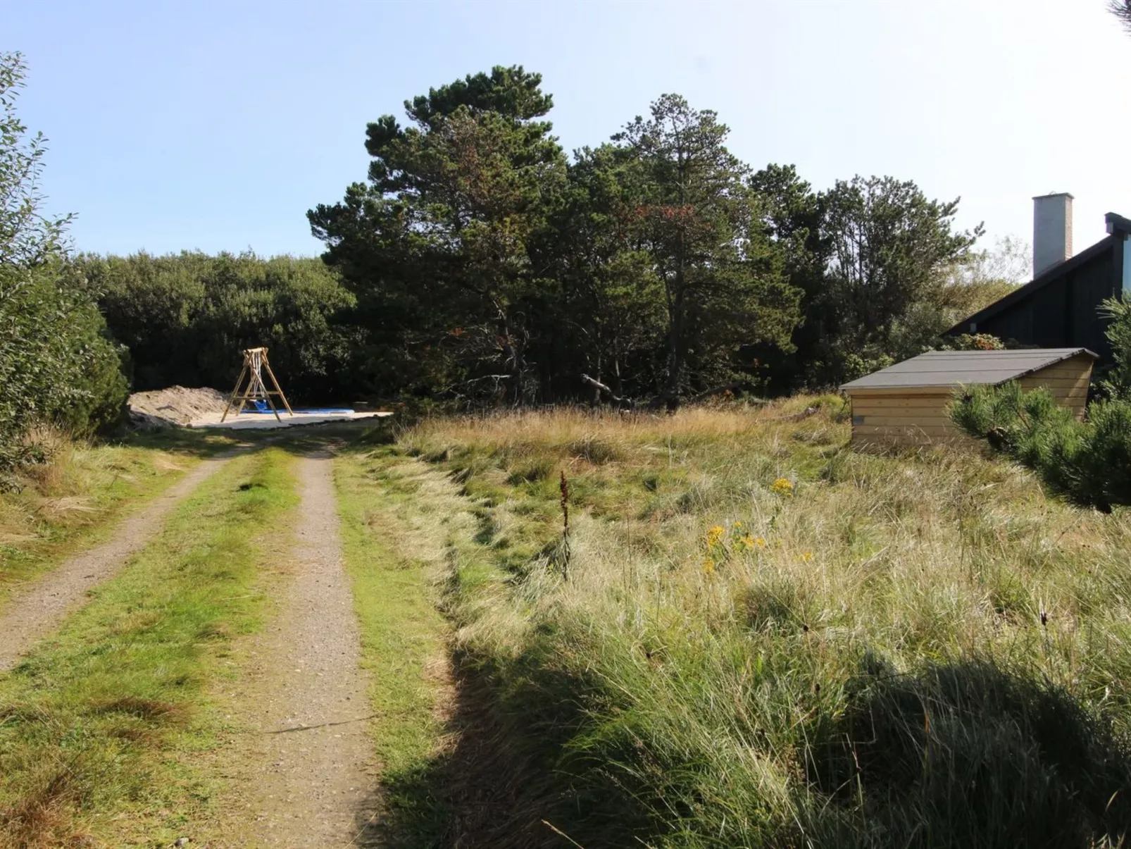 "Julie" - 1.5km from the sea-Outside