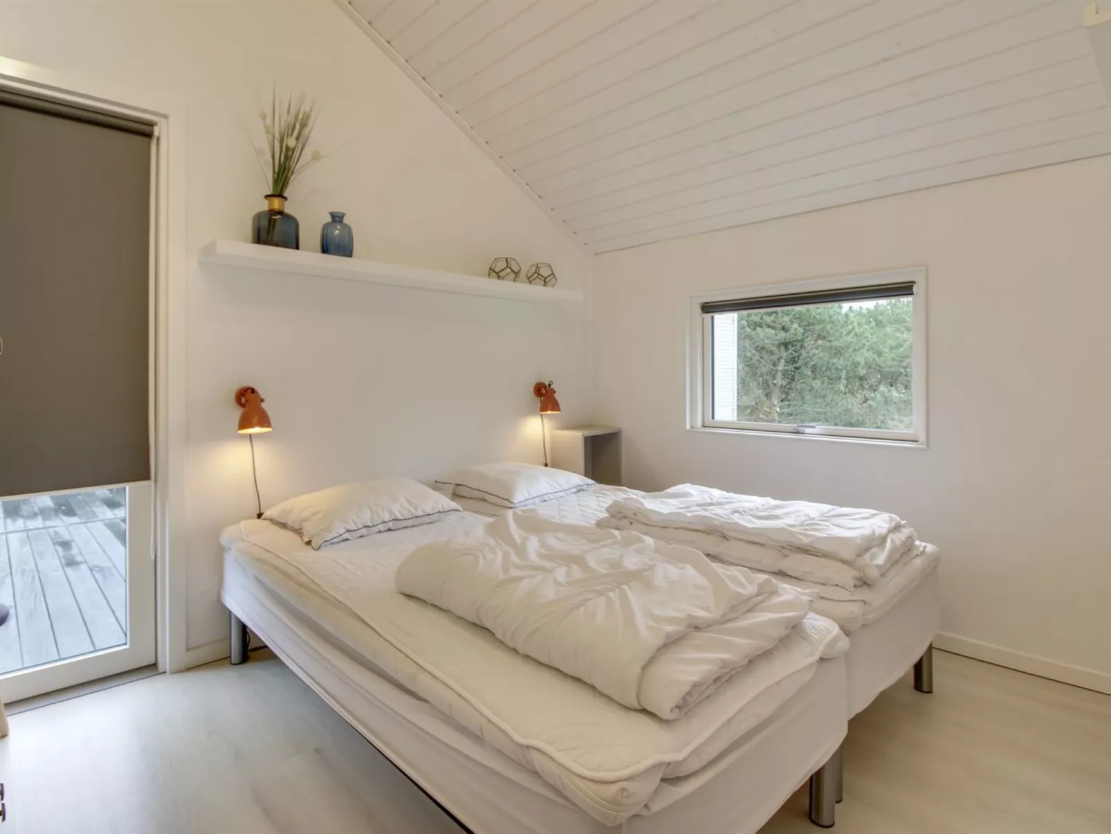 "Julie" - 1.5km from the sea-Inside