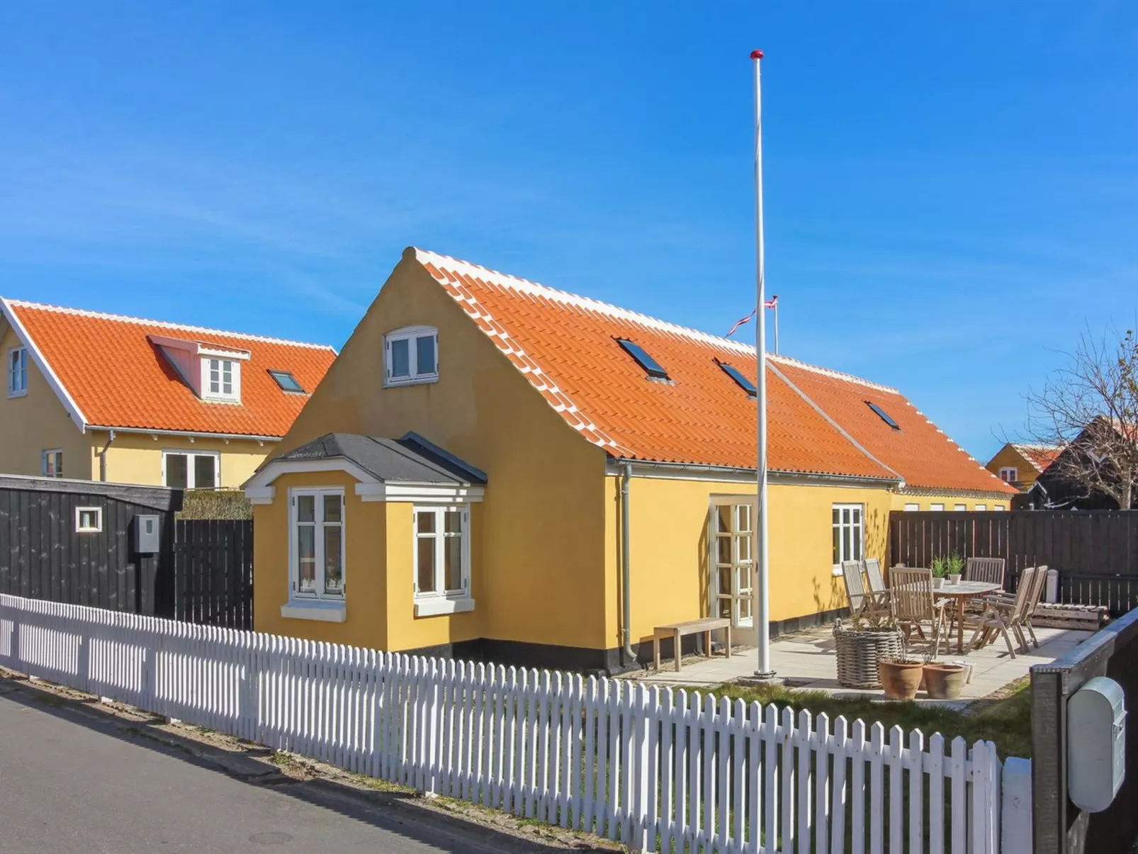 "Gunulf" - 150m from the sea-Outside