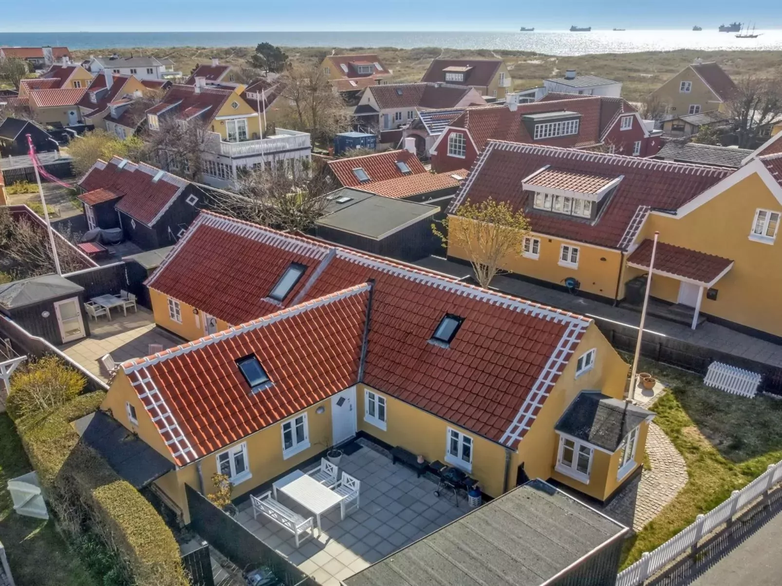 "Gunulf" - 150m from the sea-Outside
