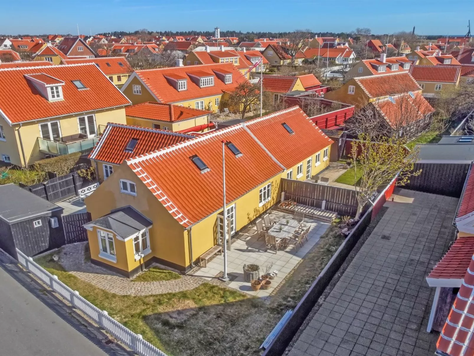 "Gunulf" - 150m from the sea-Outside