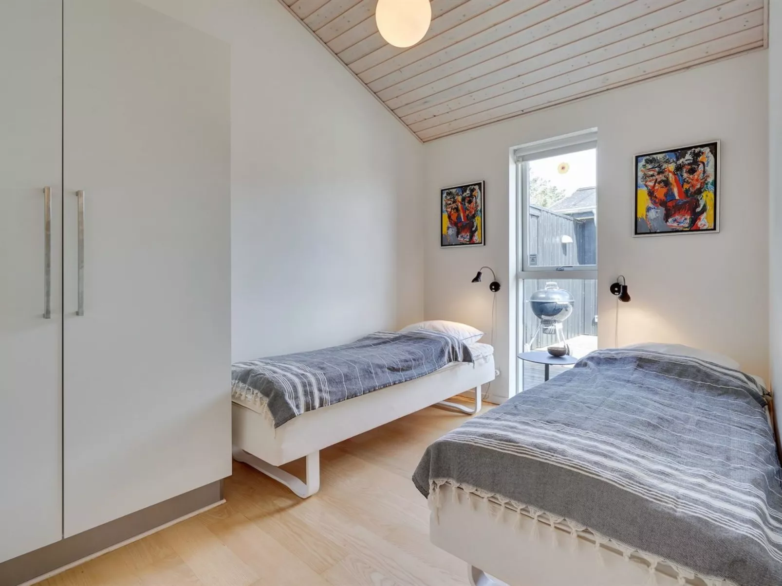 "Meino" - 1.4km from the sea-Inside