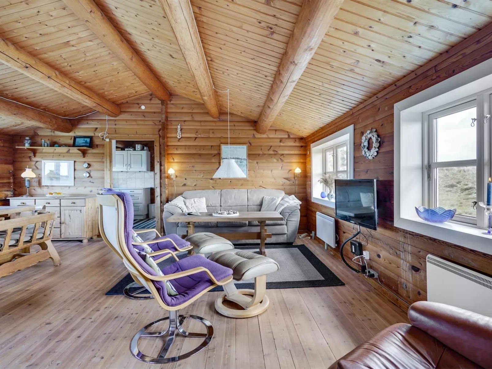 "Anton" - 1.5km from the sea-Inside