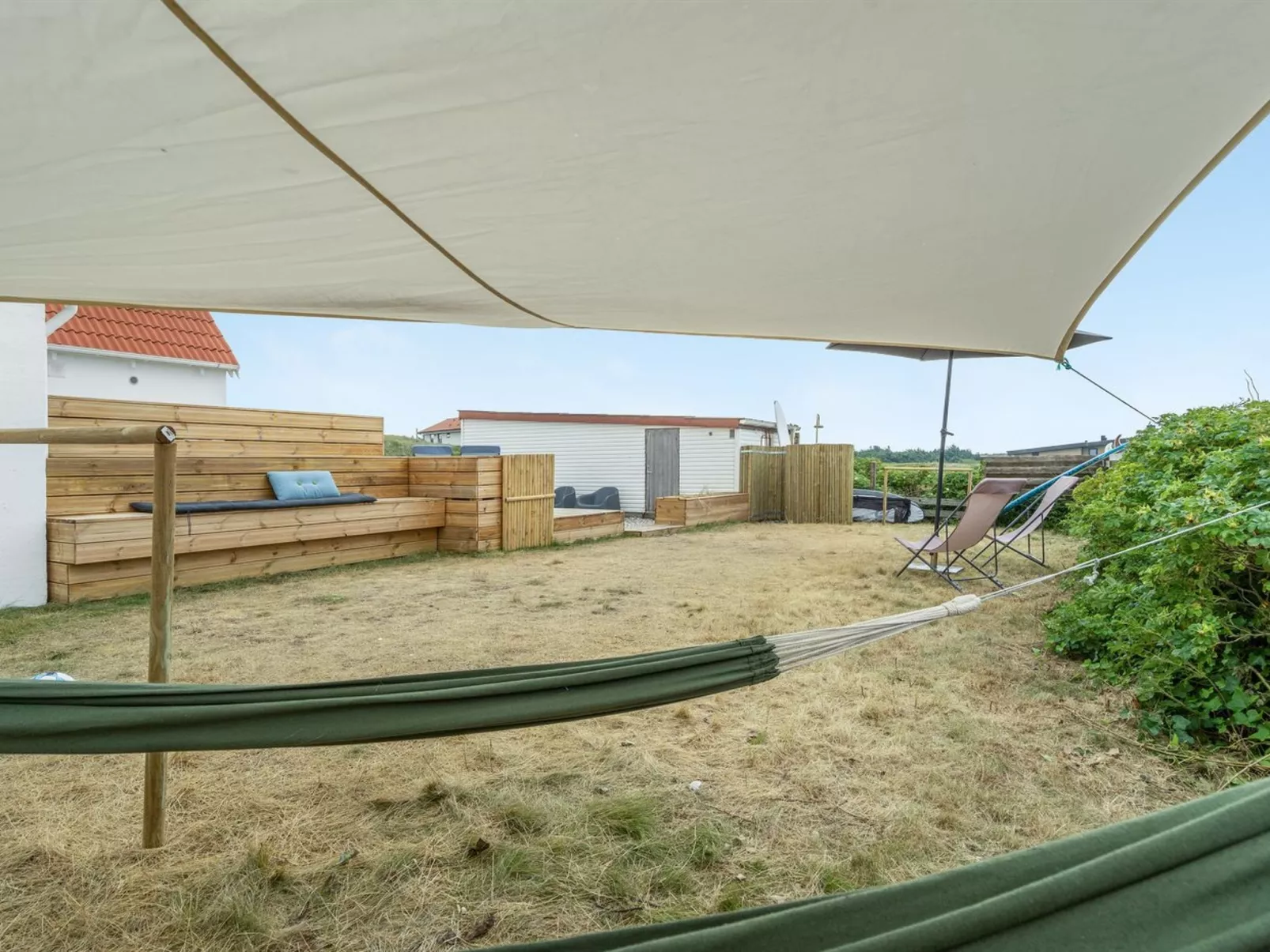 "Bernice" - 150m from the sea-Outside