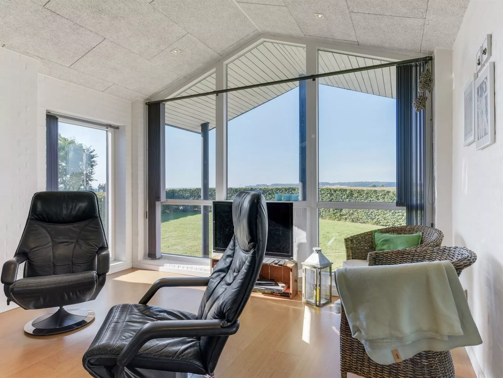 "Myrte" - 500m from the sea-Inside