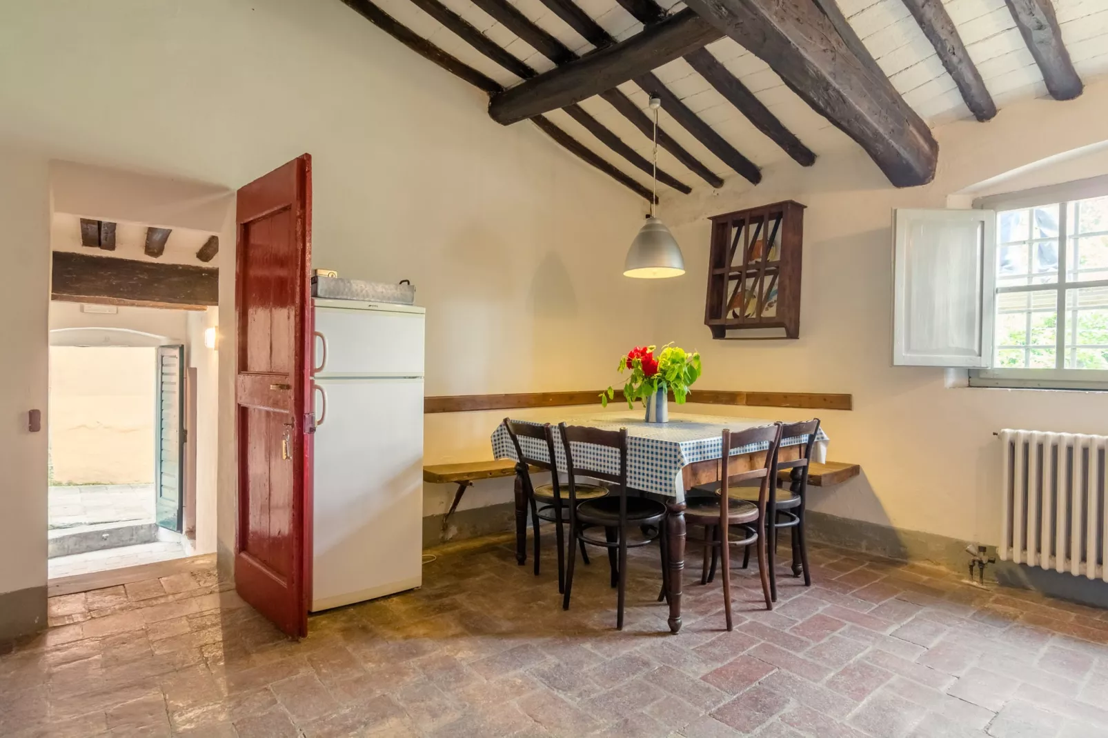 Casa La Ruota-Dining room