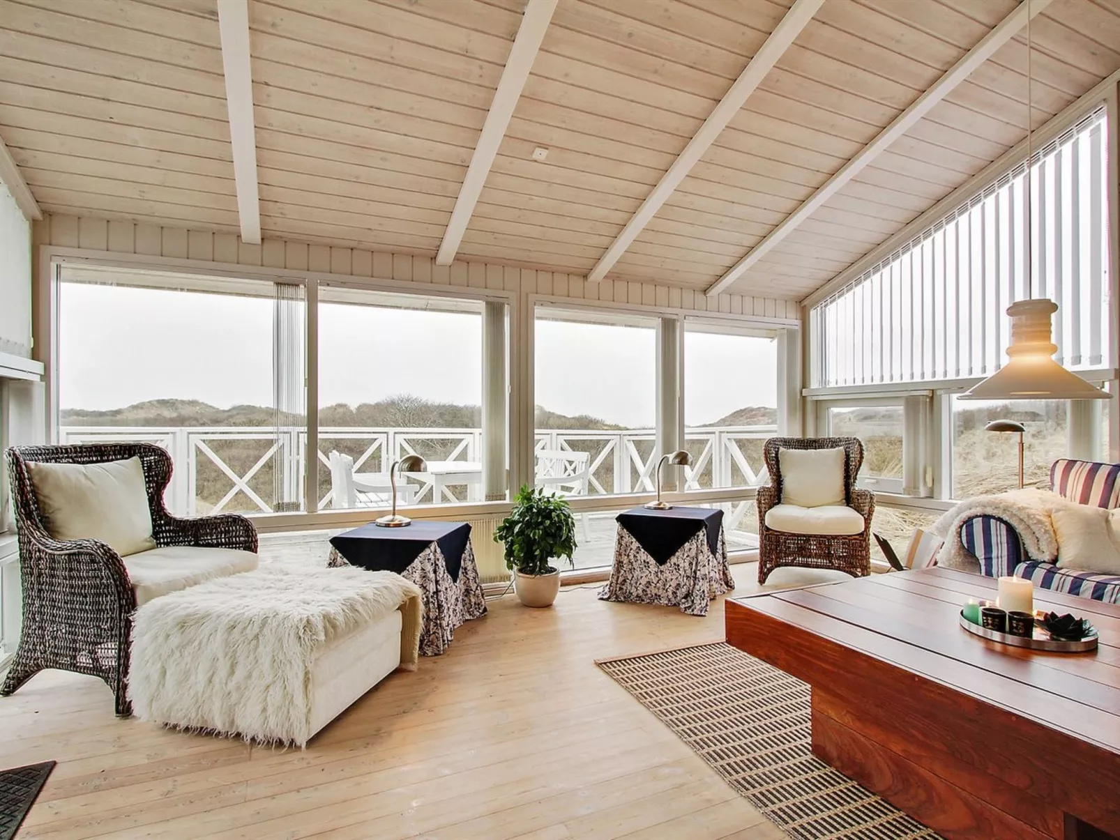 "Annaliese" - 175m from the sea