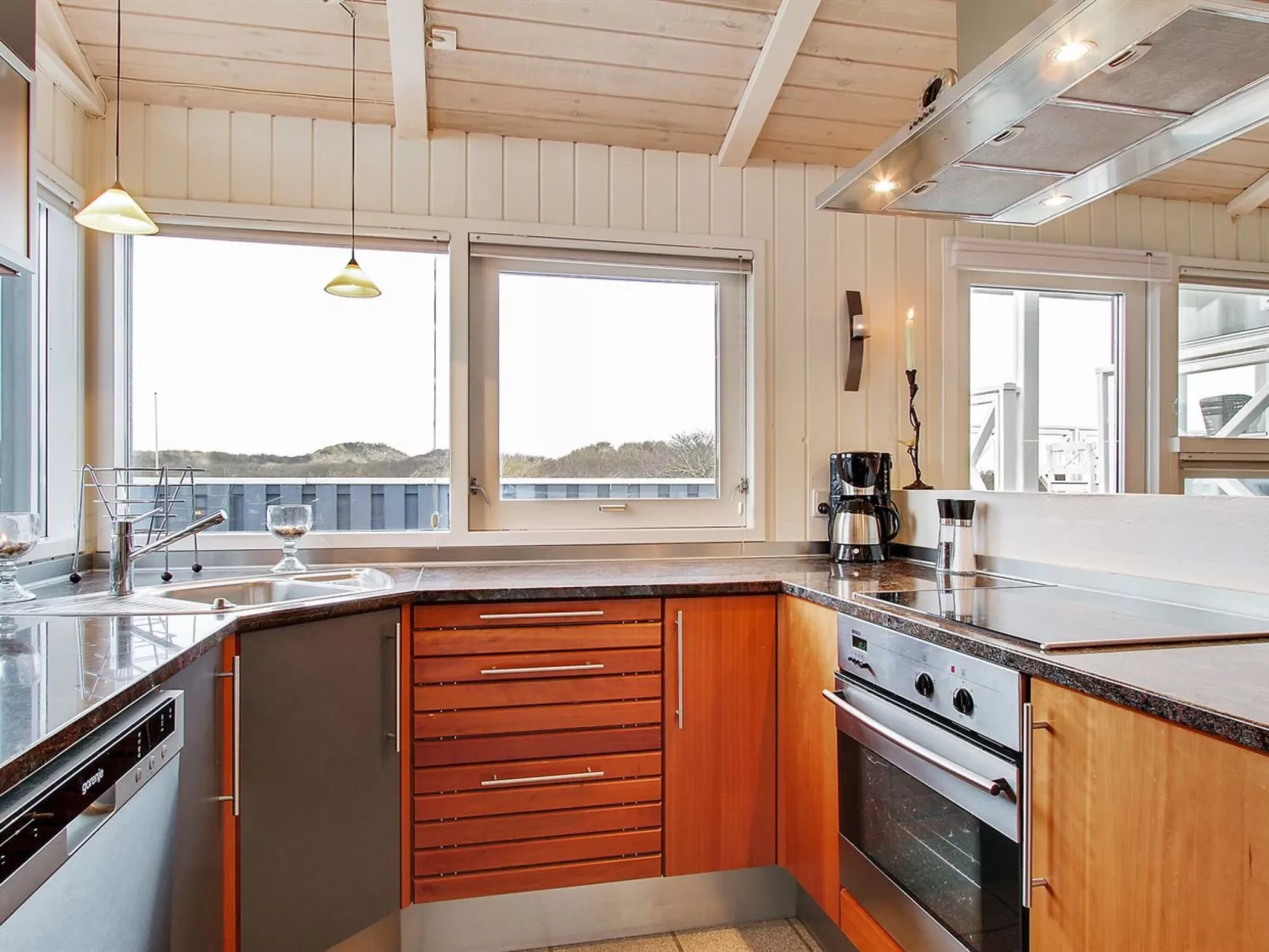 "Annaliese" - 175m from the sea-Drinnen