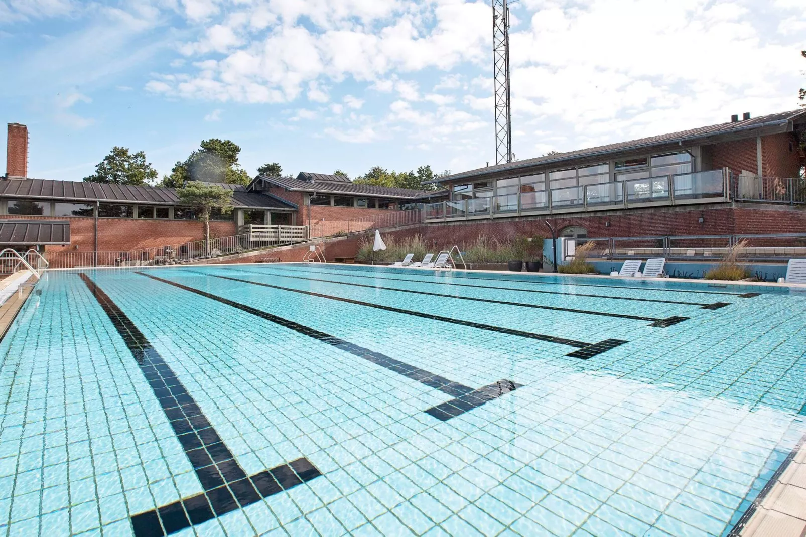 1 bad m/havkig Standard-Pool
