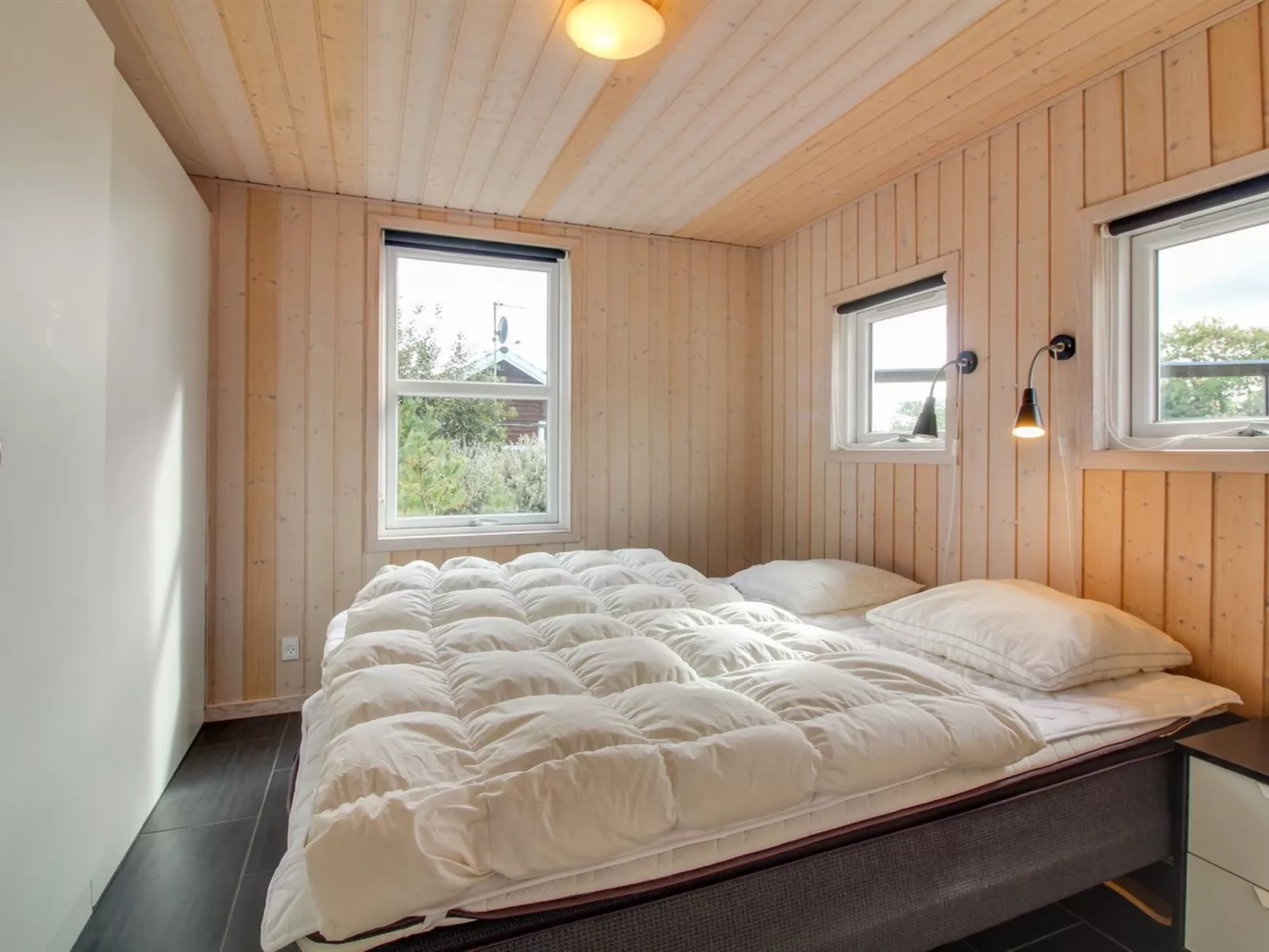 "Naida" - 850m from the sea-Inside