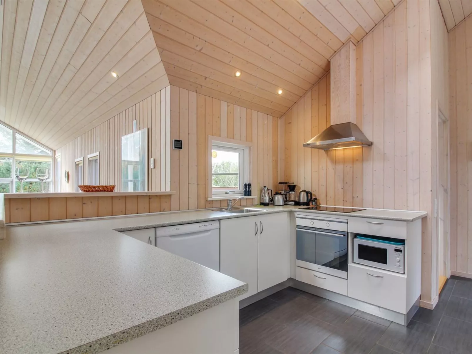 "Naida" - 850m from the sea-Inside