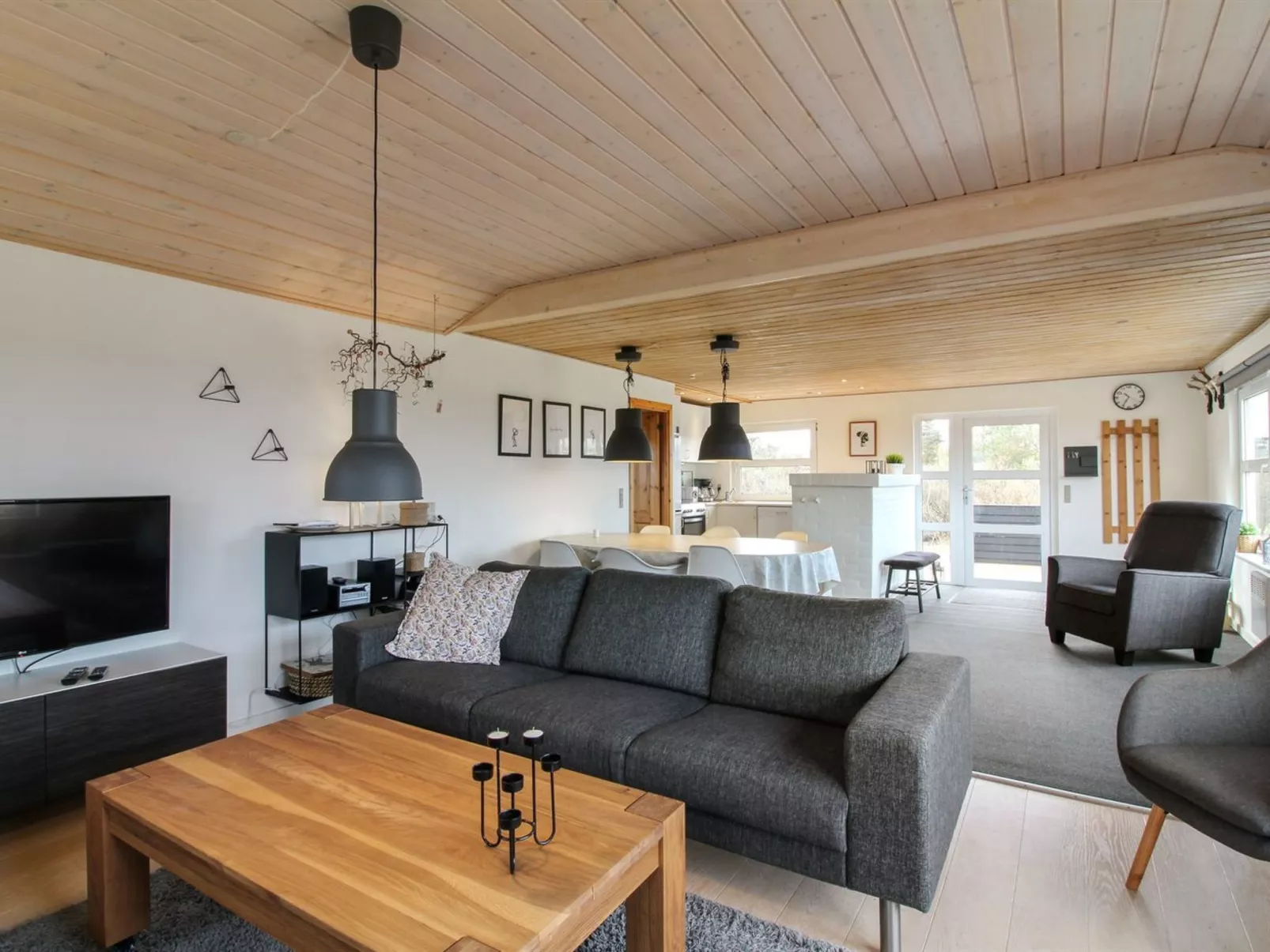 "Lica" - 600m from the sea-Inside