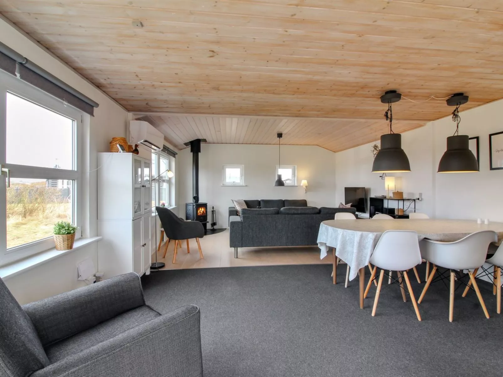 "Lica" - 600m from the sea-Inside