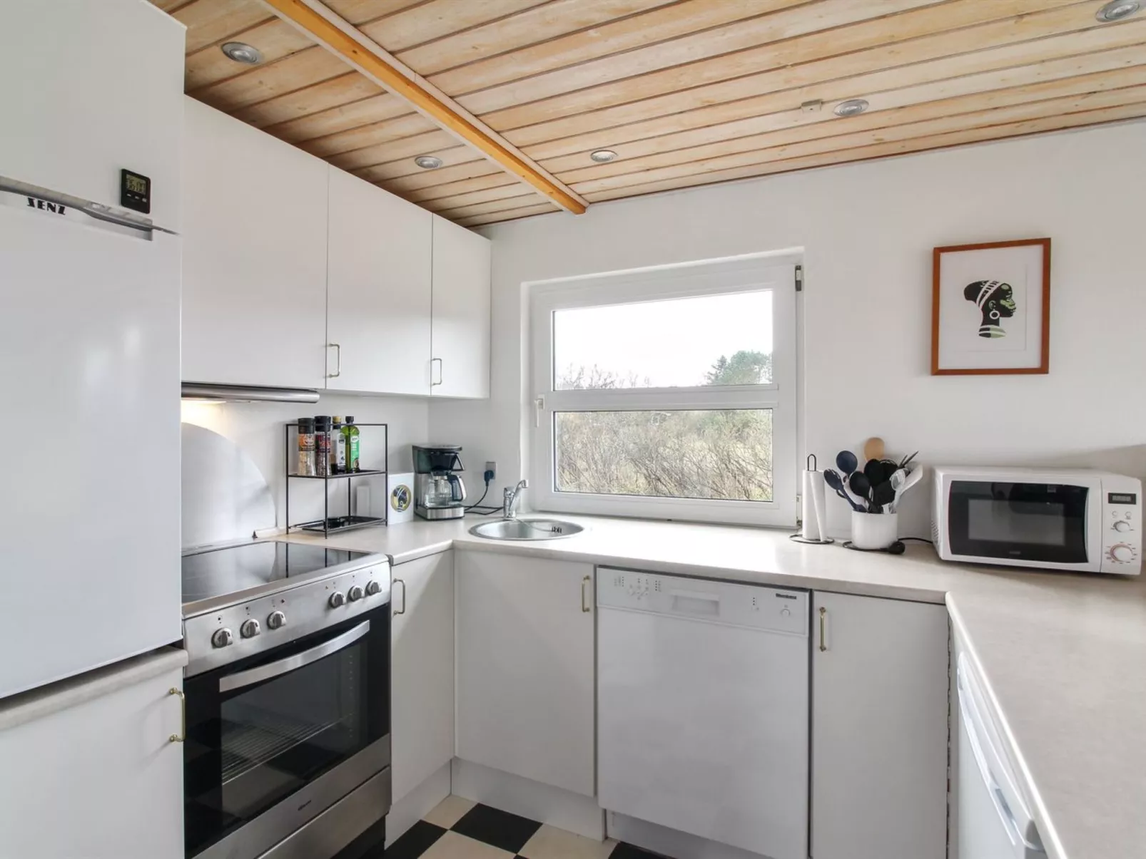 "Lica" - 600m from the sea-Inside