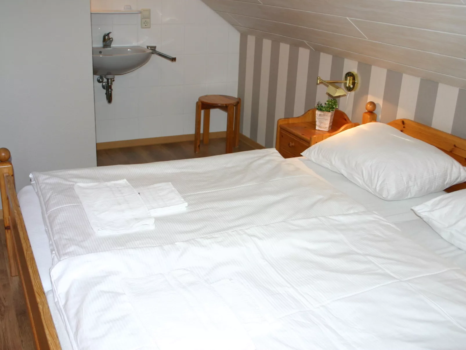 Dorf 4/ Haus 27-Inside
