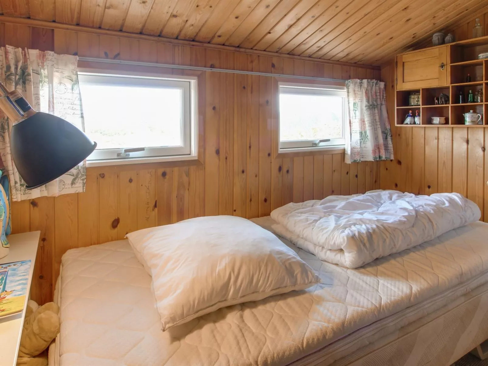 "Ami" - 200m from the sea-Inside