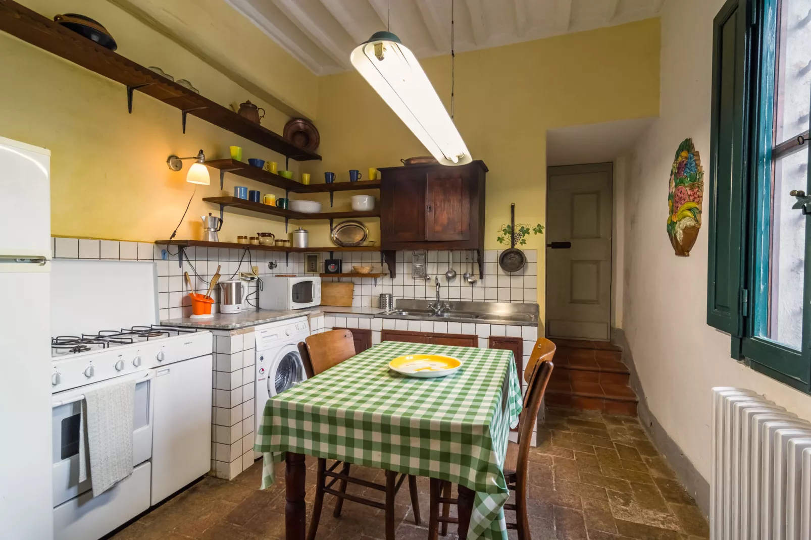 Casa La Fioraia-Kitchen