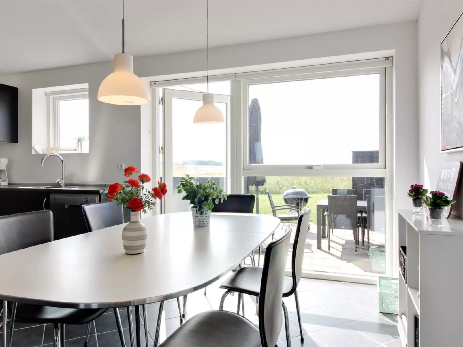 "Siger" - 1.6km from the sea-Inside