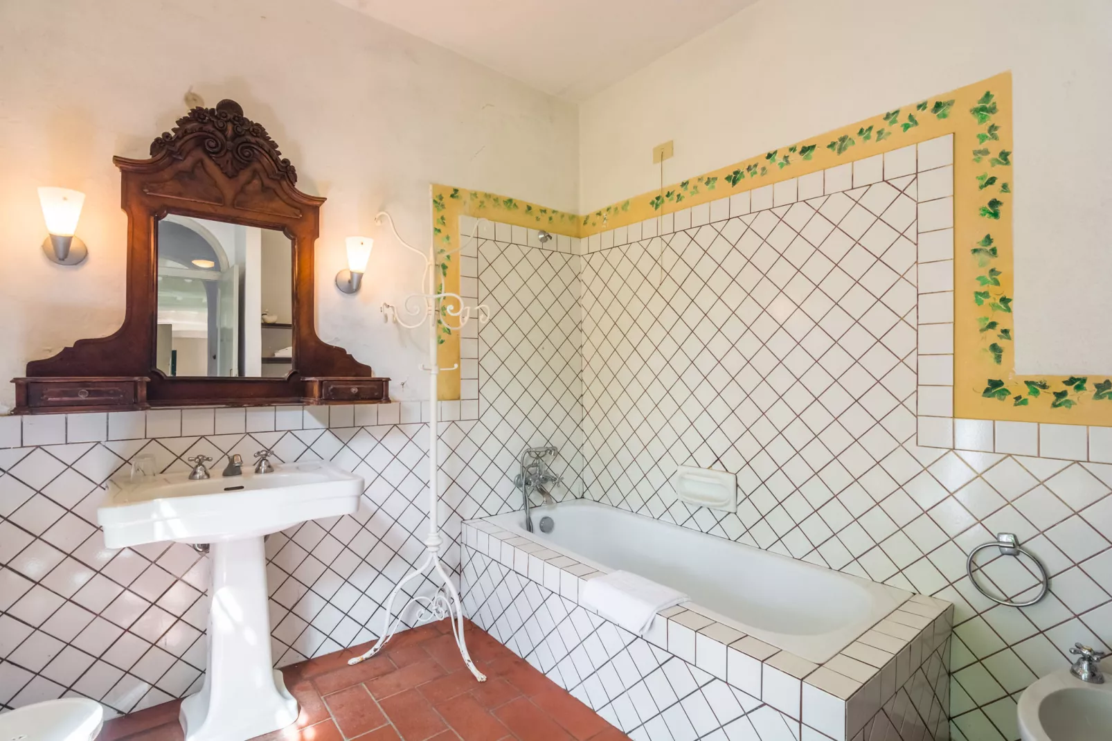 Casa La Fioraia-Bathroom