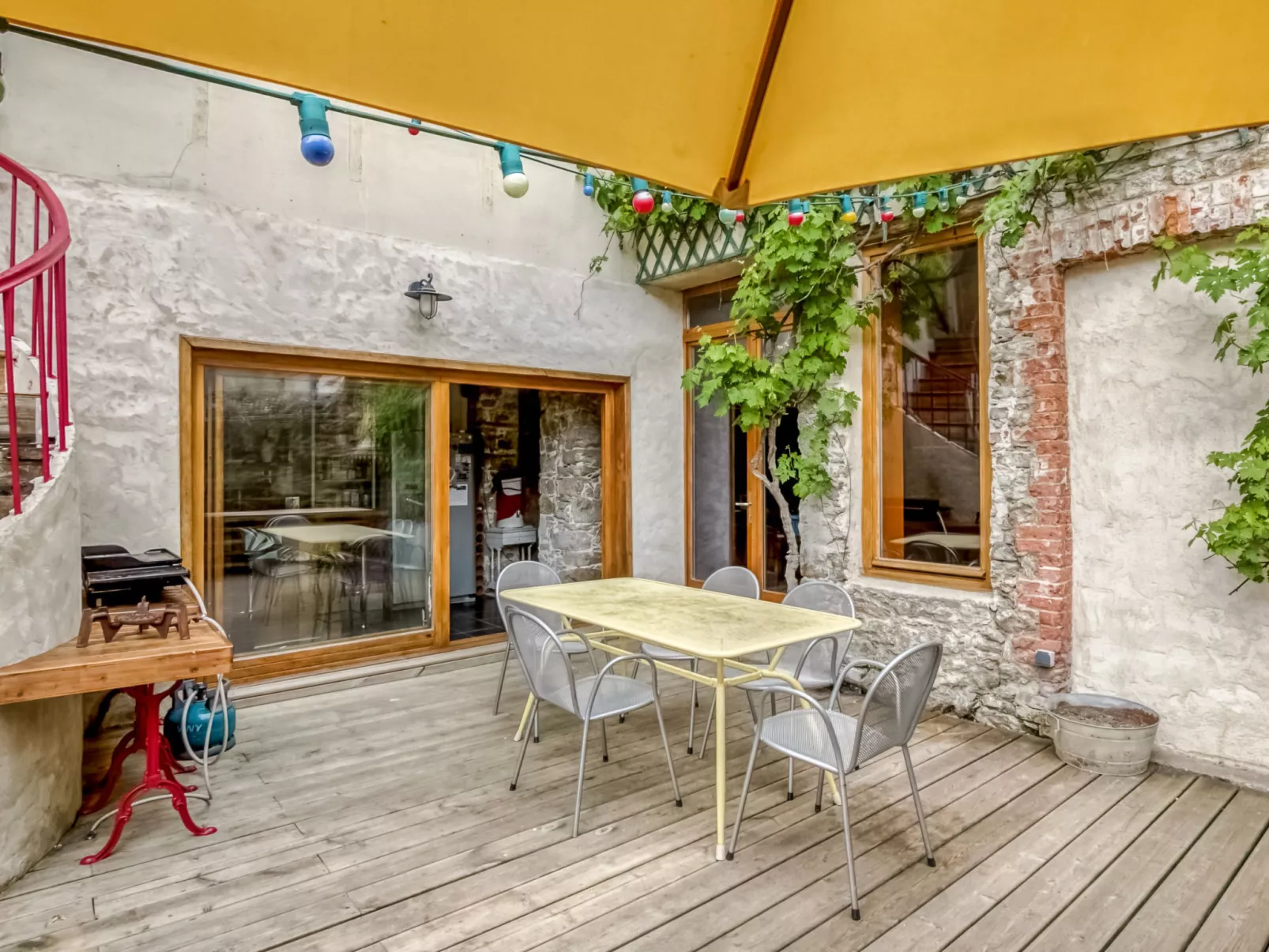 Le Patio-Draußen