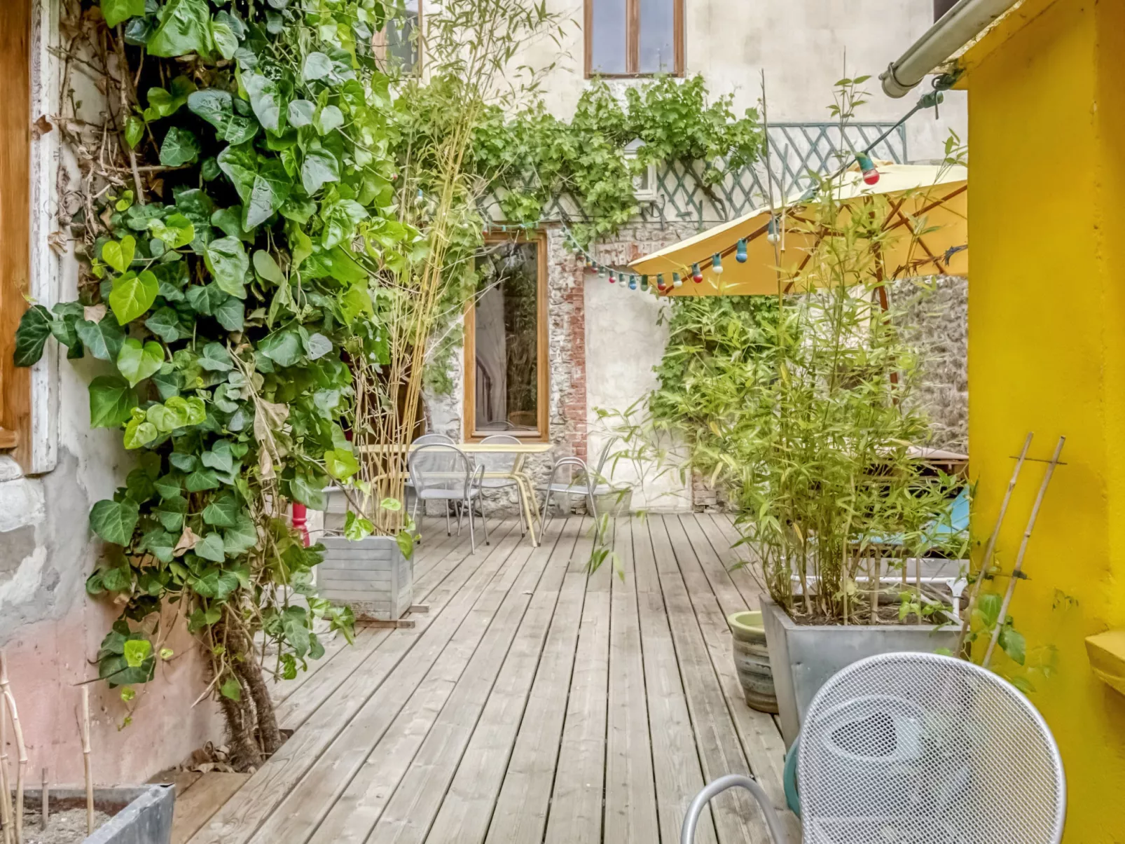 Le Patio-Draußen