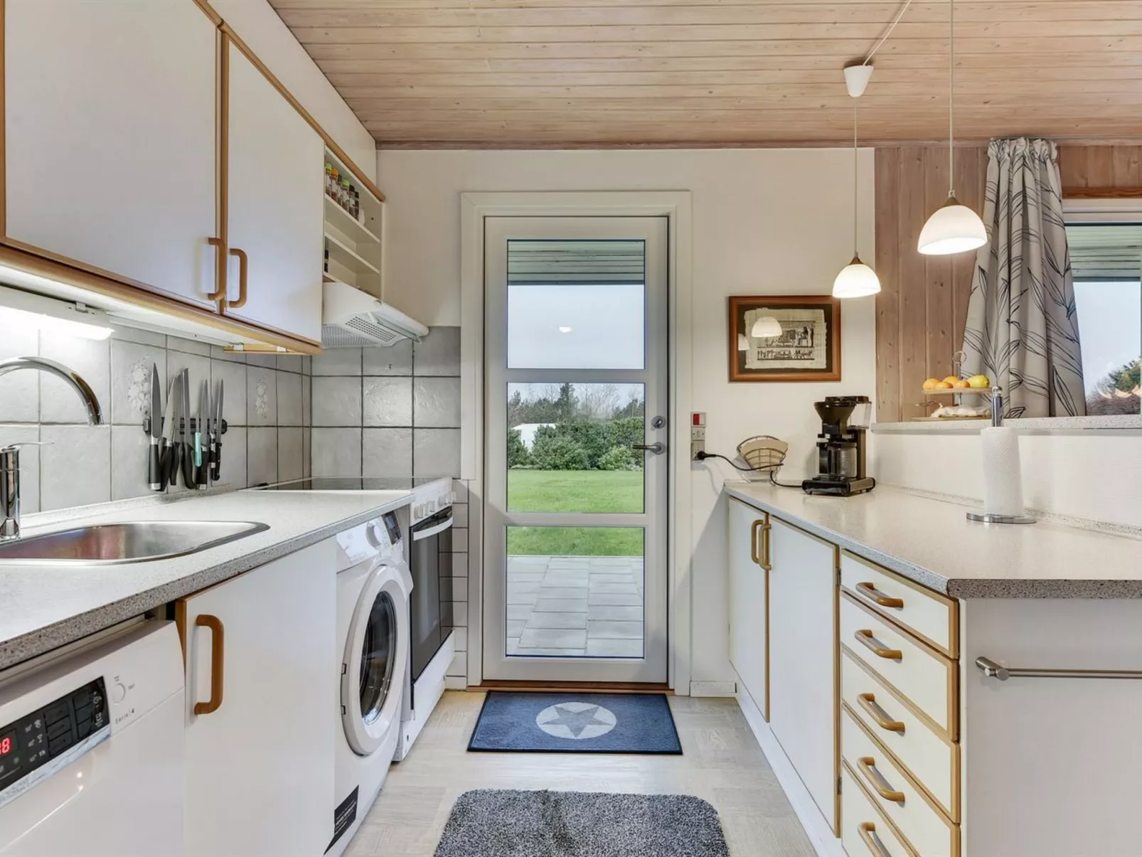 "Verneri" - 300m from the sea-Inside