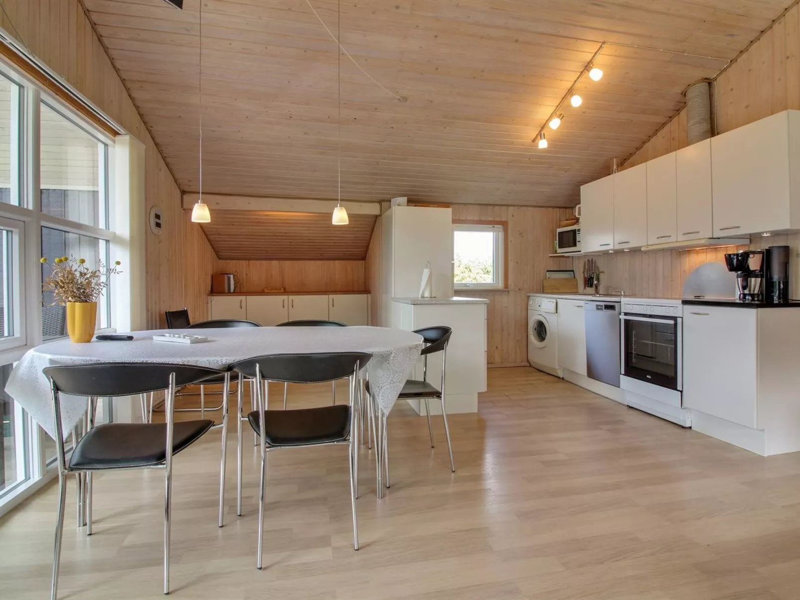 "Guja" - 1km from the sea-Inside