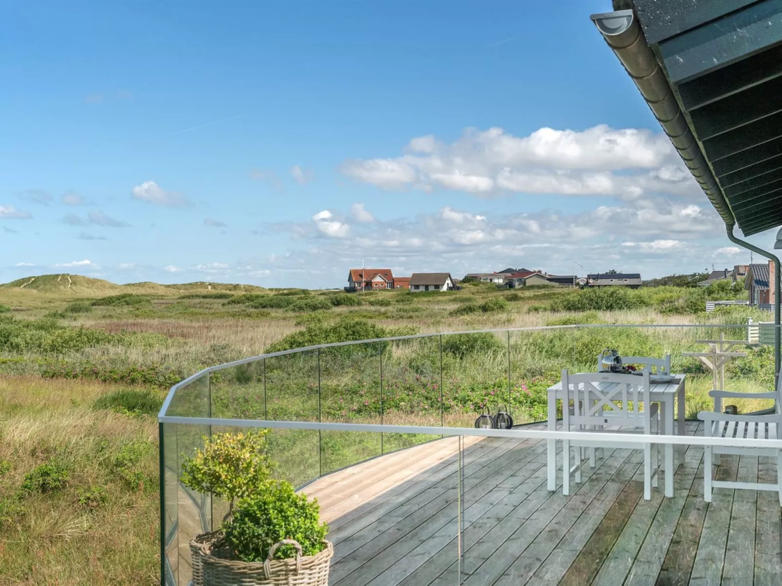 "Ortwin" - 300m from the sea-Outside