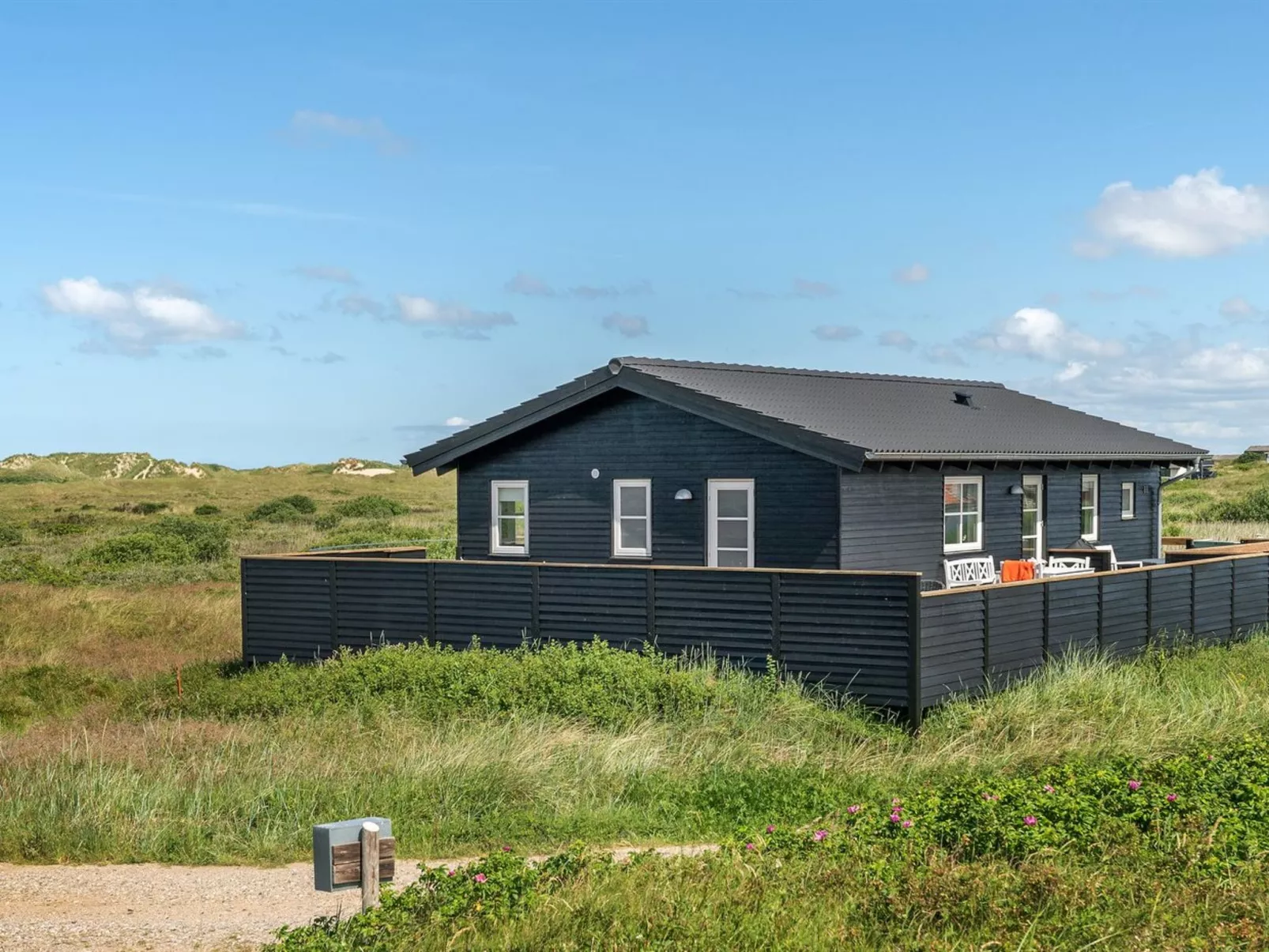 "Ortwin" - 300m from the sea-Outside