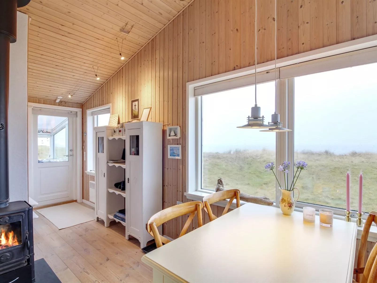 "Freydis" - 92m from the sea-Inside