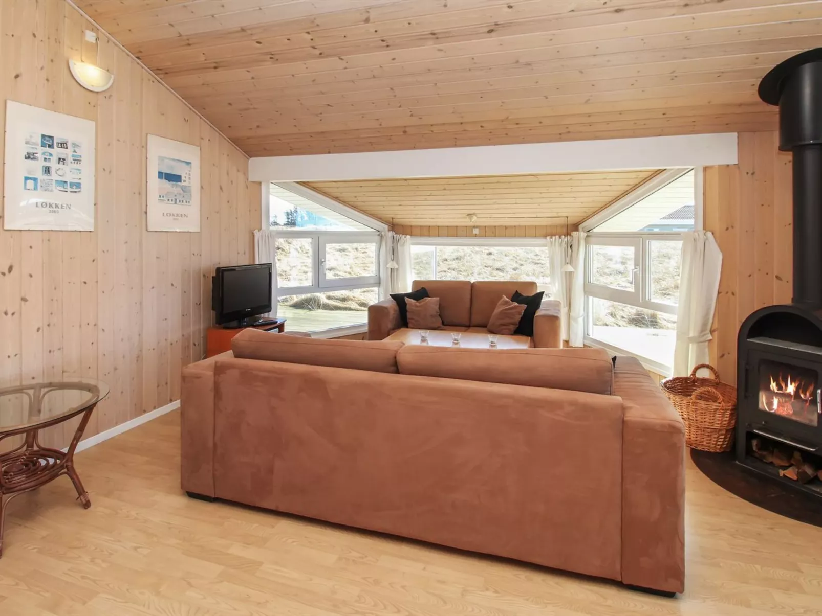 "Katla" - 400m from the sea-Inside
