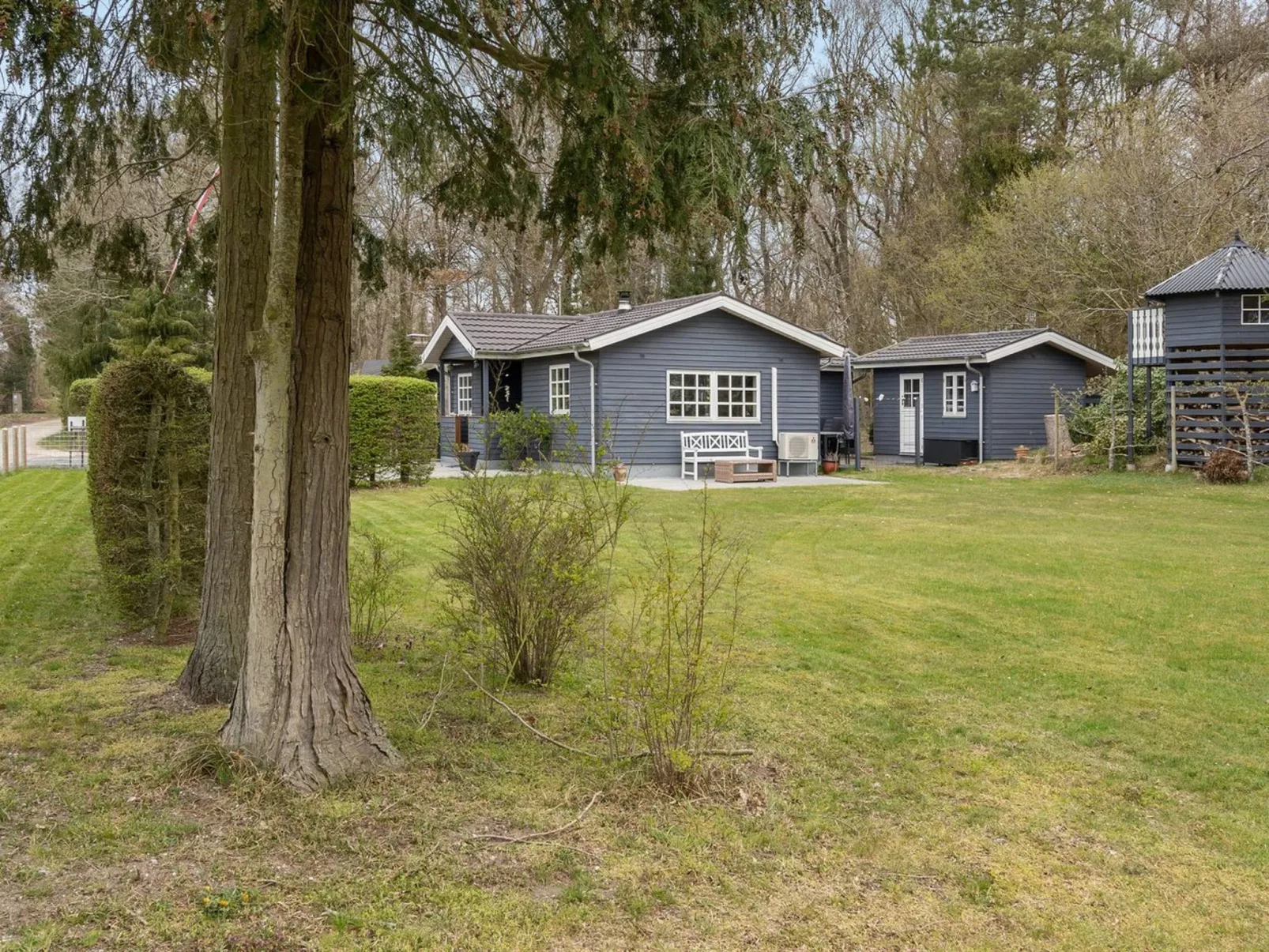 "Edele" - 800m from the sea-Outside